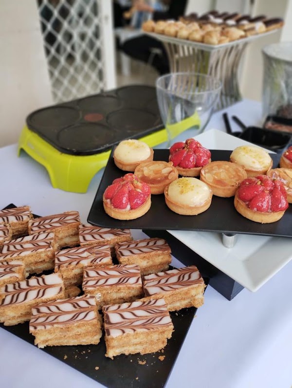 עולם Olam Patisserie